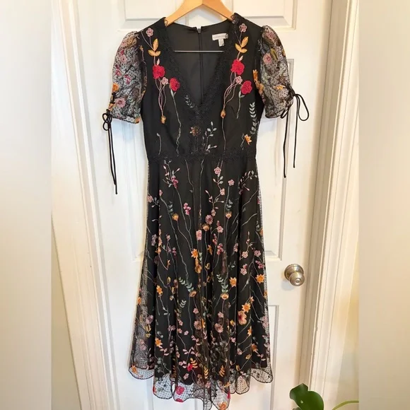 ml monique lhuillier tasha embroidered maxi dress Metallic Raffia Floral High-Low Gown 16 / Gold Multi main image 1